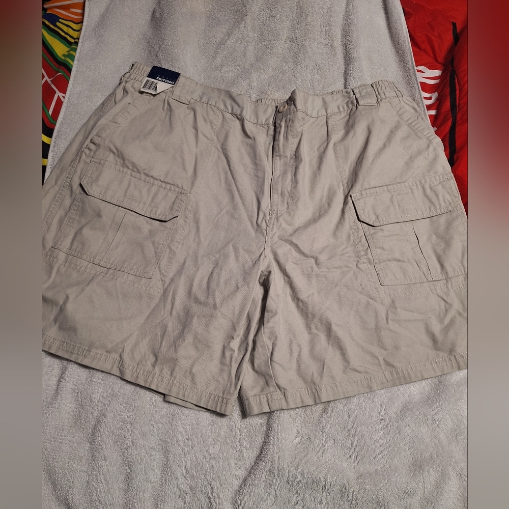 Basic Edition Men's Light Tan Cargo Shorts